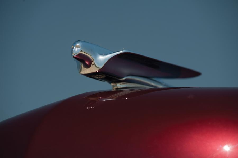  Cadillac Series 62 Convertible Coupe 1949 года  (фото 3 из 24)